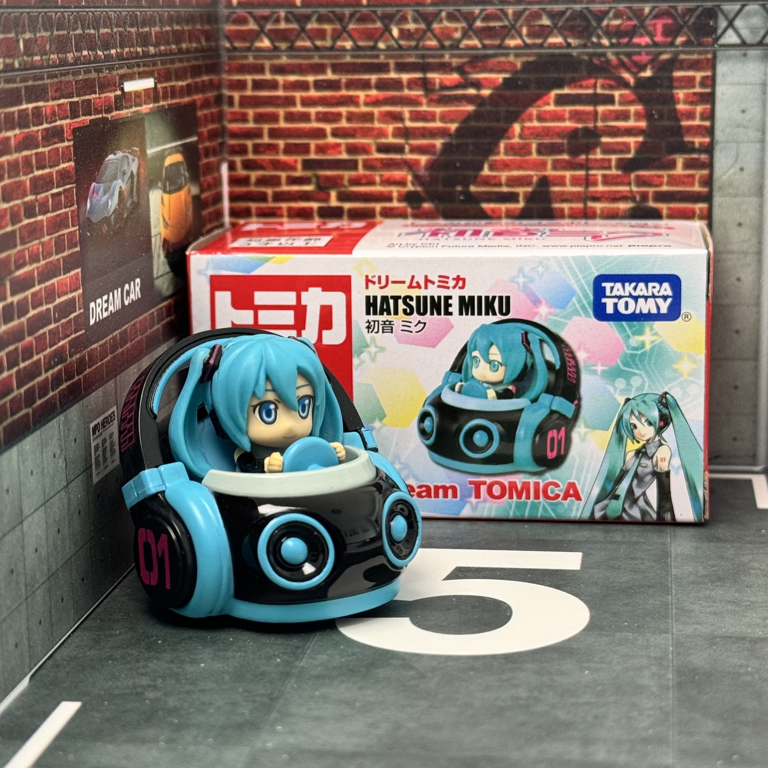 Authentic Tomy Tomica Dream To - Kids Toys Xmas recensione e prezzo